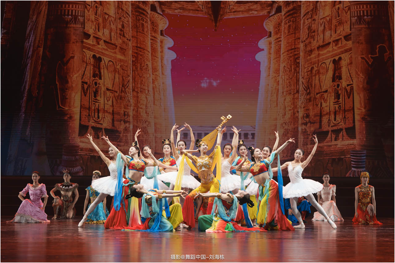 1751435468172127.jpg 048 2025.06.25 株洲市第八中学第十六届梦航艺术展演《长歌逐梦 美润芳华》摄影@舞蹈中国-刘海栋.jpg