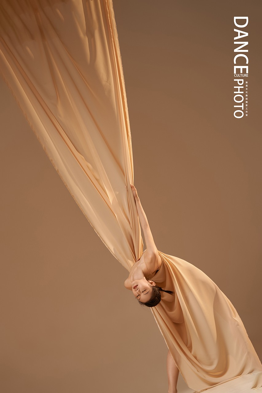 023 2024.03.03 舞图文化舞蹈摄影 舞者：李子心 拷贝.jpg