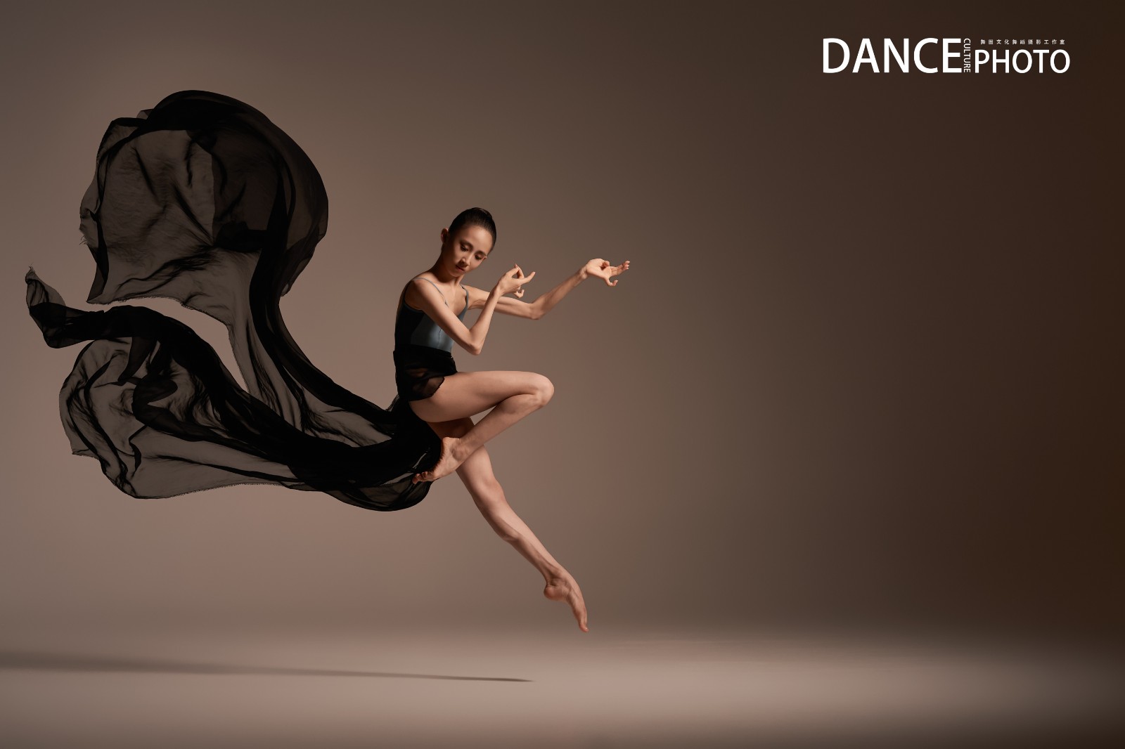 1755671112119322.jpg 481 2025.05.13 舞图文化舞蹈摄影 舞者:邬雪晨 北戏附中.jpg