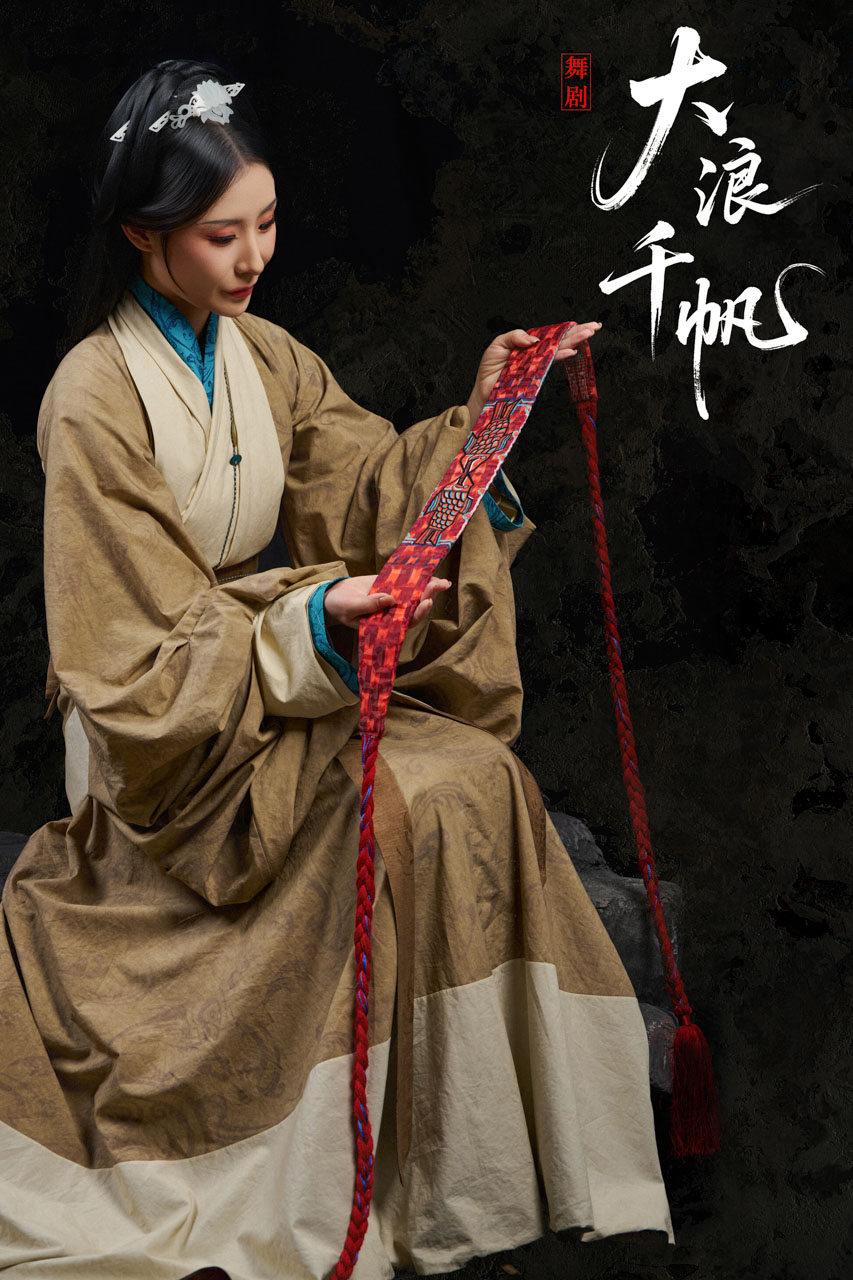 392 2026.01.04 舞剧《大浪千帆》定妆照.jpg